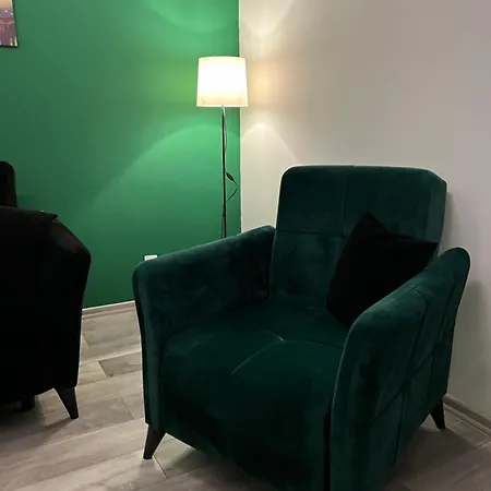 Omar Stan Na Dan Besplatan Parking *