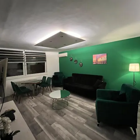 Omar Stan Na Dan Besplatan Parking *